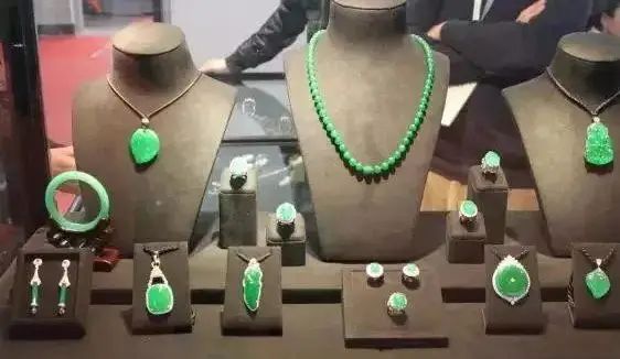 王吉舟：翡翠投资【音频】